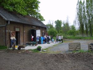 Le jardin occupe un espace anciennement utilisé pour l'hippothérapie.